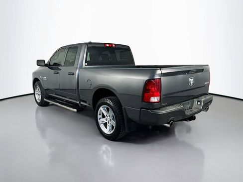 Used 2017 RAM 1500 Express w/ Express Value Package AWD/4WD image 5