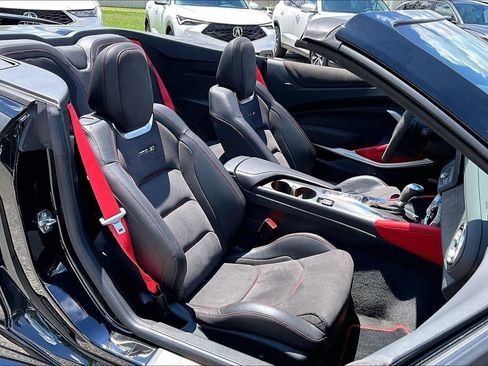 Used 2022 Chevrolet Camaro ZL1 RWD image 9