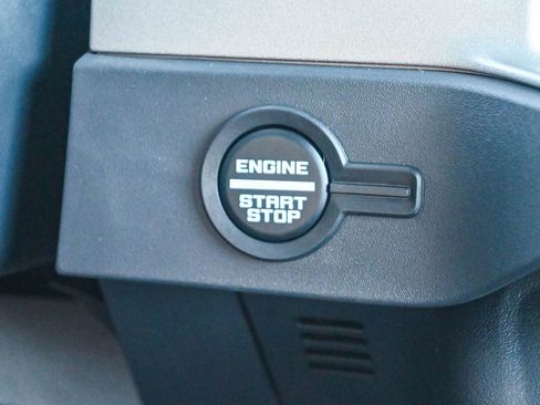 New 2025 Ford Bronco Outer Banks AWD/4WD image 19
