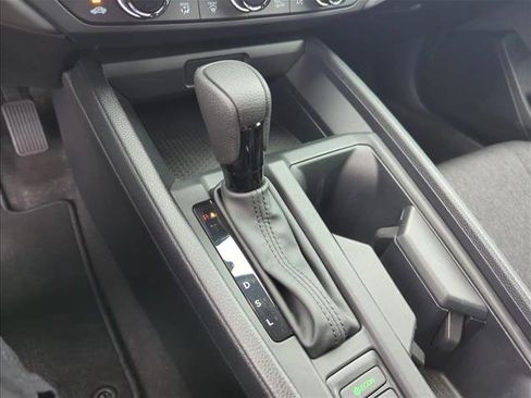Used 2024 Honda Accord EX image 11