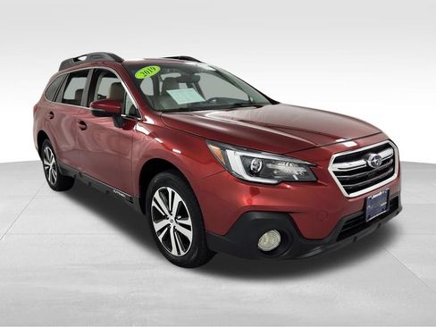 Used 2019 Subaru Outback 2.5i Limited AWD/4WD image 1