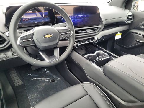 New 2026 Chevrolet Silverado EV LT image 6