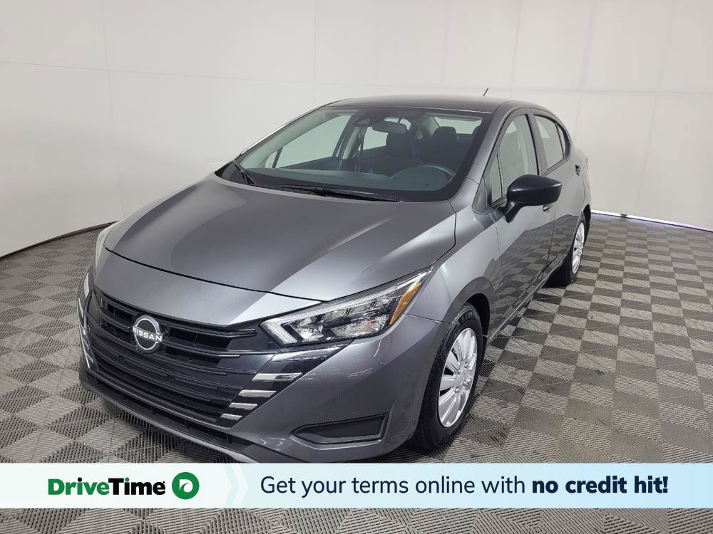 Used 2025 Nissan Versa S w/ Trunk Package FWD image 1