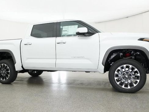 New 2026 Toyota Tundra Limited AWD/4WD image 31