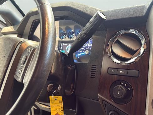 Used 2016 Ford F250 Lariat w/ Chrome Package image 20