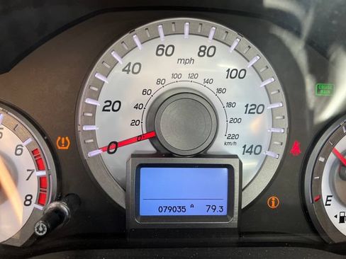 Used 2014 Honda Pilot Touring image 6