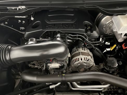 Used 2021 RAM 1500 Laramie AWD/4WD image 23