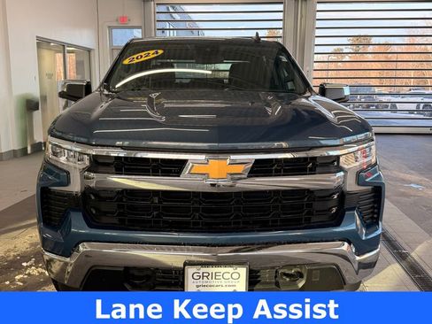 Used 2024 Chevrolet Silverado 1500 LT image 2