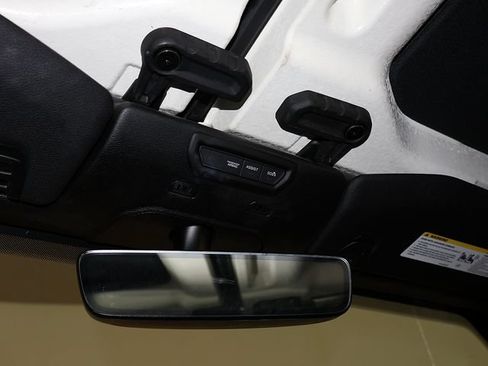 Used 2022 Jeep Wrangler Unlimited Sahara AWD/4WD image 25