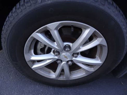 Used 2016 Chevrolet Equinox LT w/ Convenience Package image 16