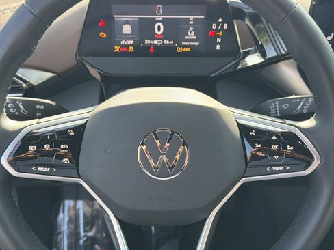 Certified 2023 Volkswagen ID.4 Pro RWD image 17