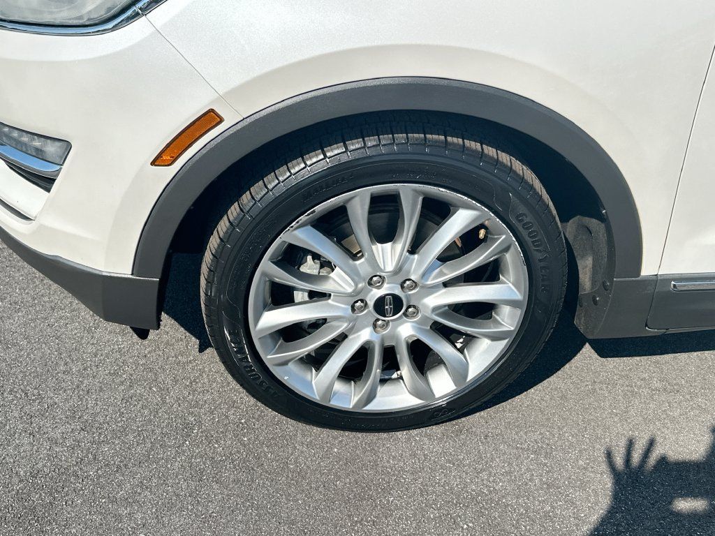 Used 2017 Lincoln MKC Reserve FWD image 24