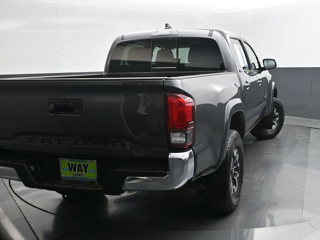Used 2021 Toyota Tacoma SR5 RWD image 28