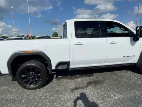 Used 2024 GMC Sierra 2500 AT4 w/ AT4 Premium Plus Package AWD/4WD image 8