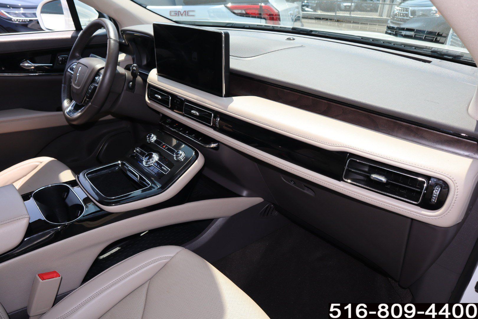 Used 2023 Lincoln Nautilus Reserve AWD/4WD image 21