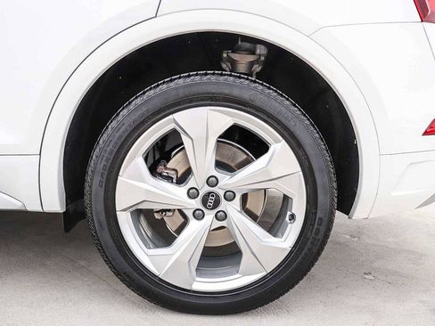 Used 2022 Audi Q5 2.0T Premium Plus image 13