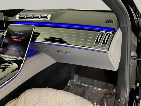 Certified 2026 Mercedes-Benz Maybach S 680 4MATIC image 26
