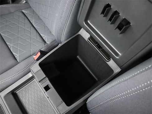 New 2026 Nissan Frontier SV w/ Tow Package image 9