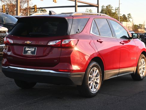 Used 2020 Chevrolet Equinox LT image 11