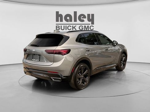 Used 2025 Buick Envision Sport Touring AWD/4WD image 5
