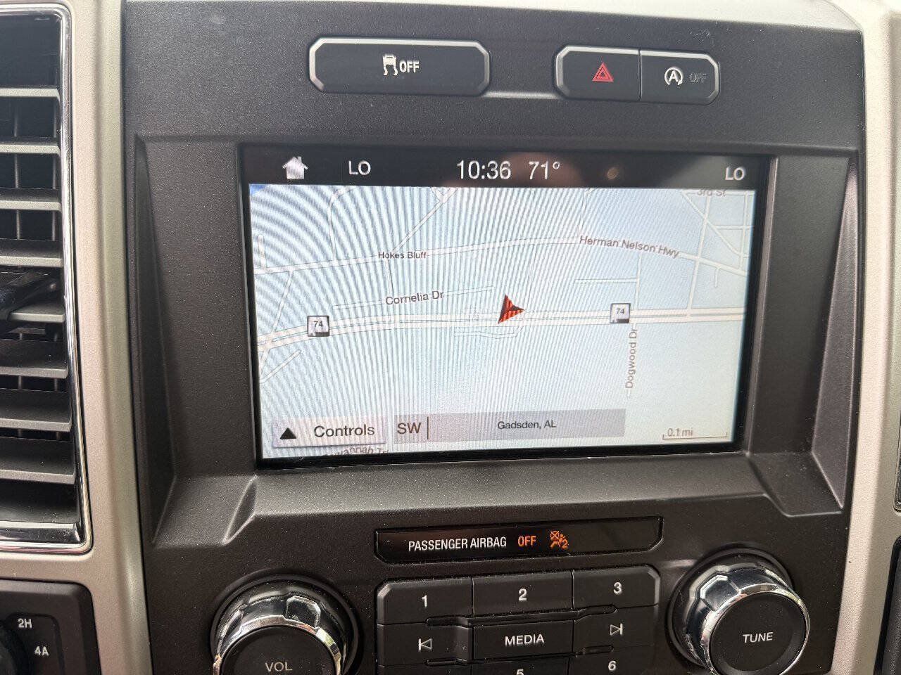 Used 2018 Ford F150 Lariat AWD/4WD image 19