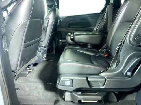Used 2023 Honda Odyssey Sport image 25