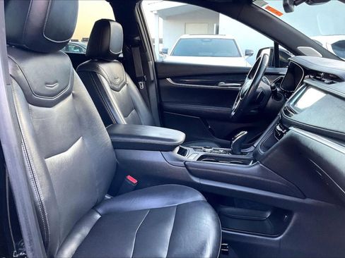 Used 2023 Cadillac XT5 Premium Luxury image 7
