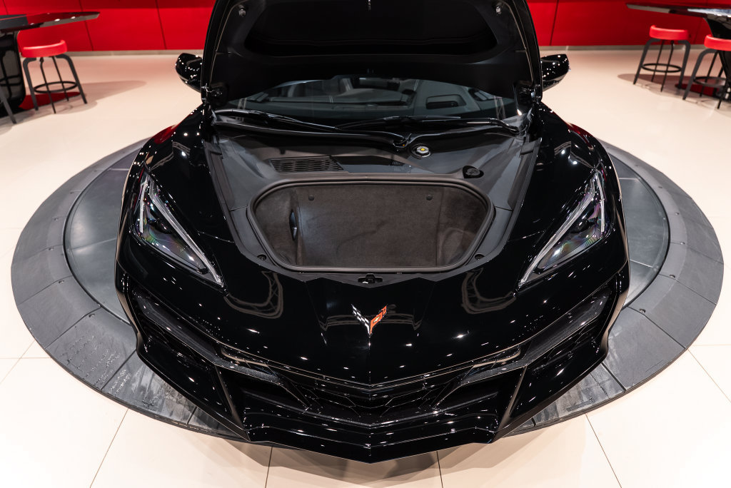 Used 2024 Chevrolet Corvette Z06 w/ Stealth Interior Trim Package RWD image 47