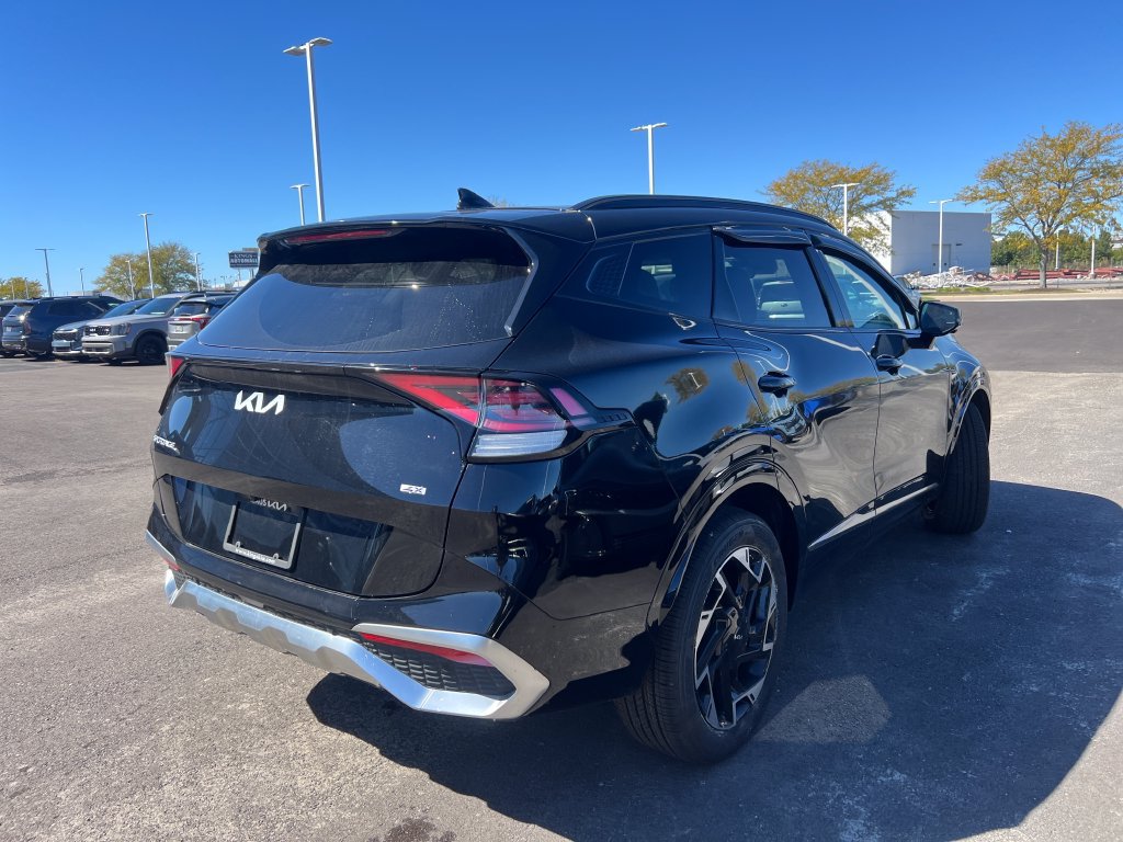 Certified 2024 Kia Sportage SX AWD/4WD image 4
