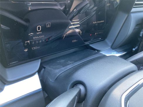 New 2026 GMC Terrain Elevation w/ Elevation Premium Package image 17