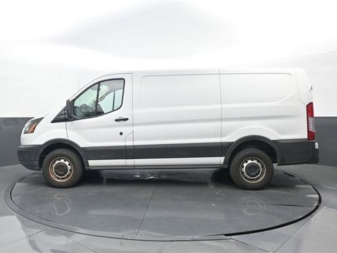 Used 2019 Ford Transit 250 130 Low Roof image 7