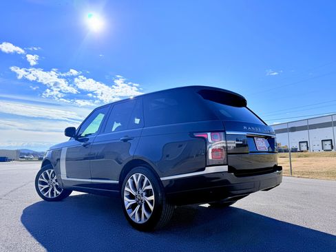 Used 2019 Land Rover Range Rover Supercharged image 11