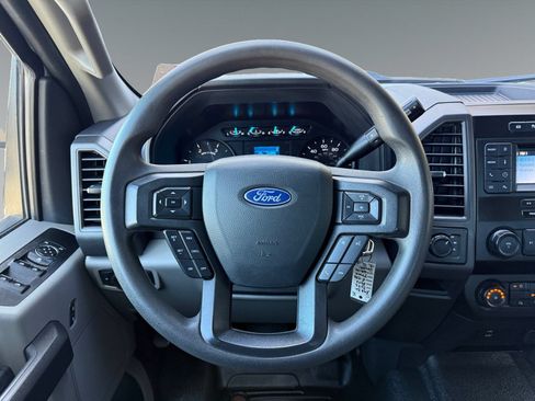 Used 2022 Ford F250 XL w/ Power Equipment Group AWD/4WD image 17