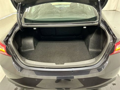 Used 2022 Chevrolet Malibu LT image 21