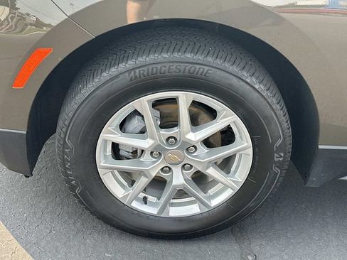 Certified 2023 Chevrolet Equinox LT AWD/4WD image 30