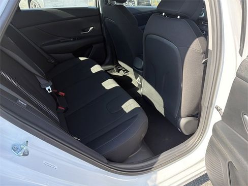 New 2026 Hyundai Elantra Blue image 15