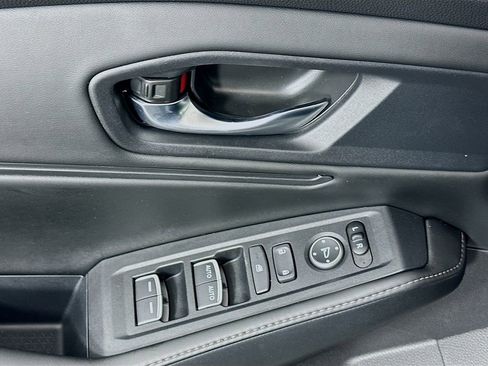 Used 2023 Honda Accord Sport image 17