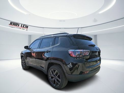 New 2026 Jeep Compass Latitude w/ Sun and Sound Group image 27