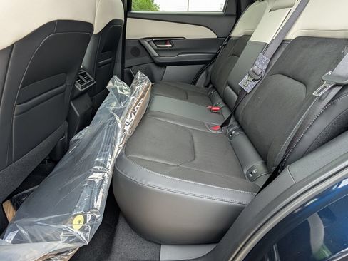 New 2026 MAZDA CX-5 Preferred AWD/4WD image 7