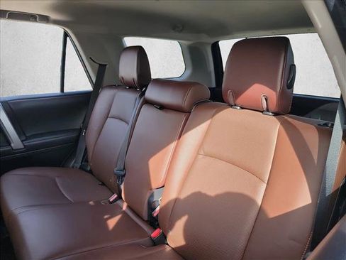 Used 2016 Toyota 4Runner Limited image 14