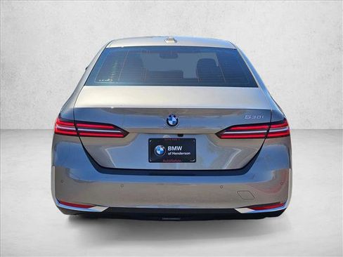 New 2026 BMW 530i RWD image 8