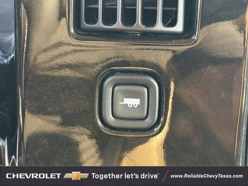 Used 2014 Chevrolet Express 1500 RWD image 24