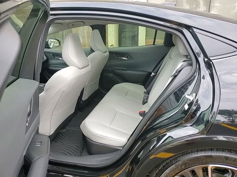 Used 2024 Toyota Prius Limited w/ Limited Premium Package image 19