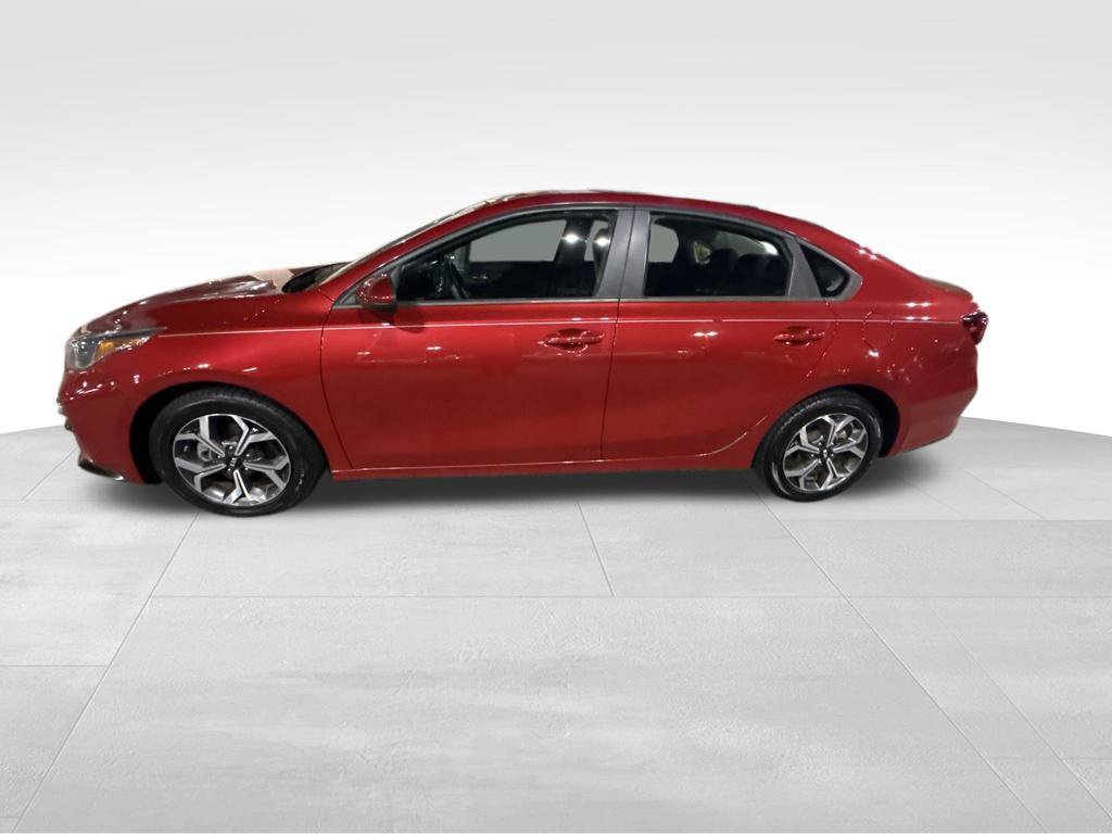 Used 2021 Kia Forte LXS FWD image 2