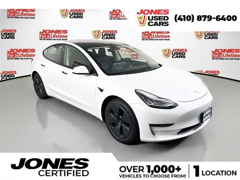 Used 2021 Tesla Model 3 Standard Range Plus image 1