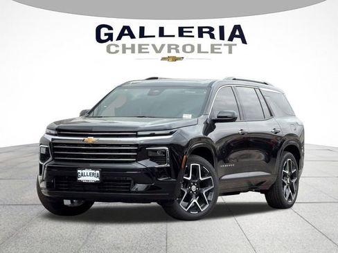 New 2026 Chevrolet Traverse High Country w/ LPO, Floor Liner Package image 2