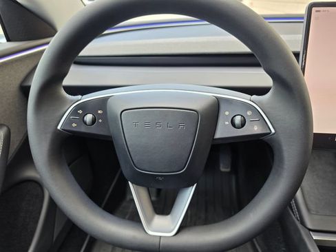 Used 2025 Tesla Model 3 Long Range RWD image 37