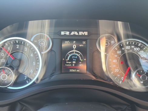 Used 2023 RAM 1500 Big Horn AWD/4WD image 9