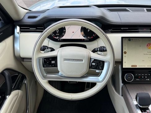 Certified 2023 Land Rover Range Rover SE AWD/4WD image 17