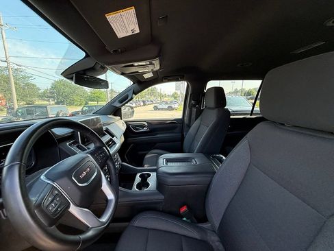 Used 2024 GMC Yukon XL SLE w/ Max Trailering Package AWD/4WD image 12